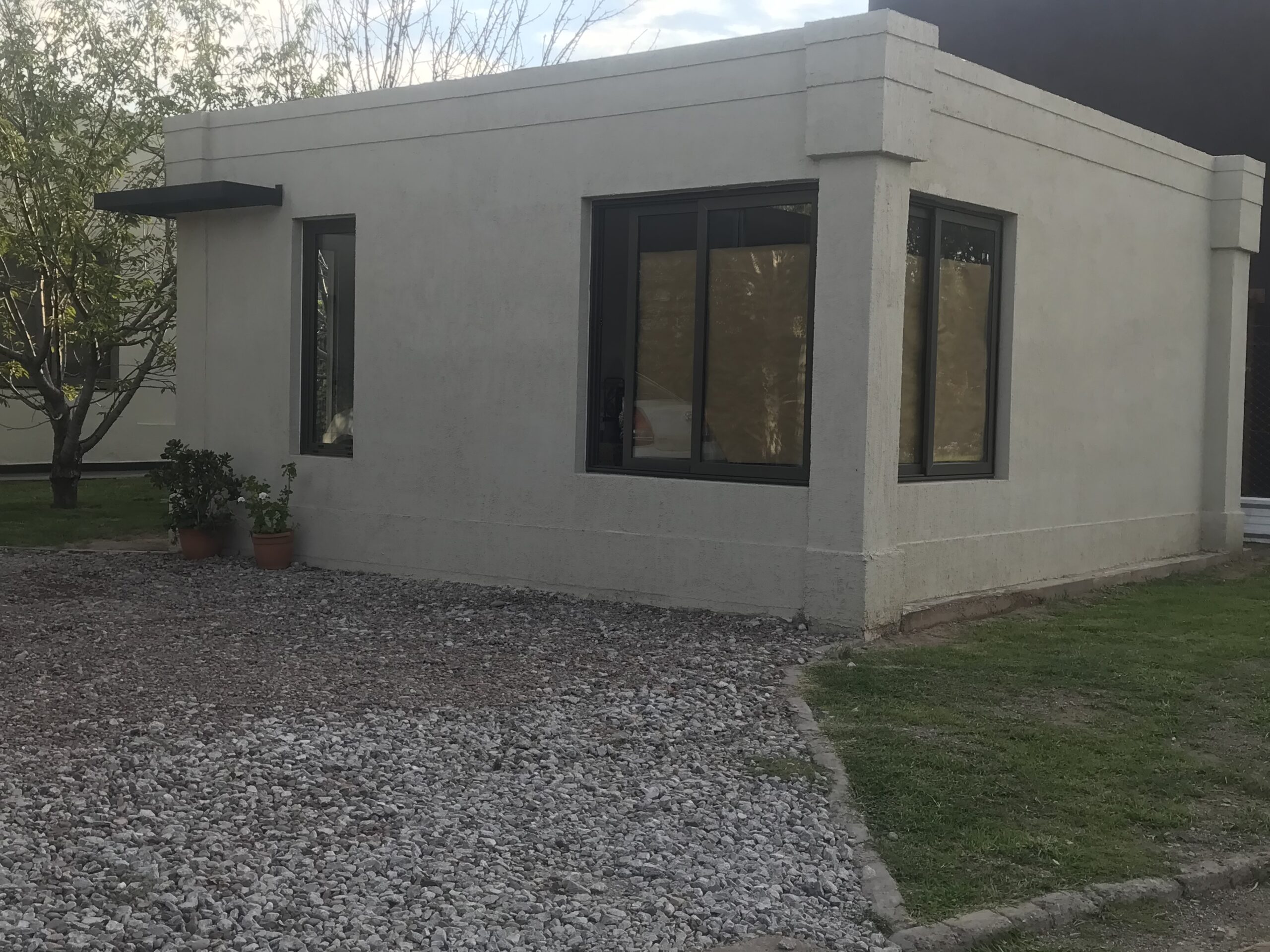 40AE6A45-3C67-438B-8018-08357123F512