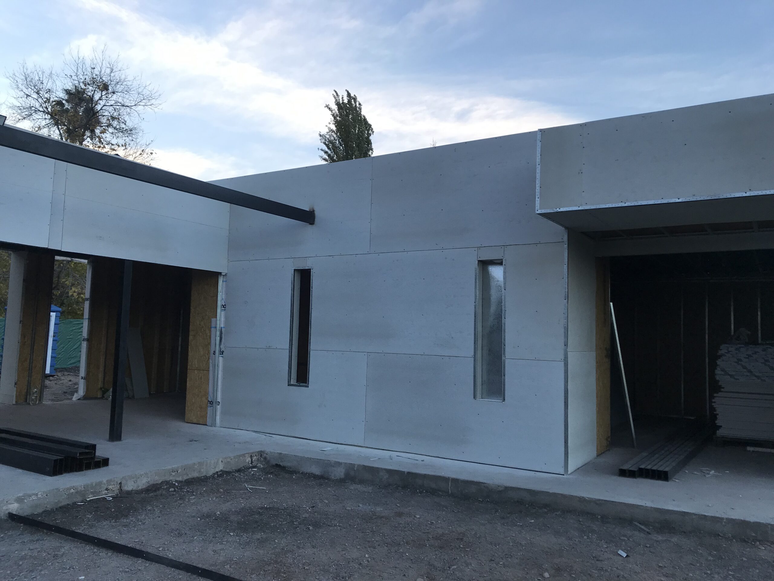 C0B3C7E5-9298-44CF-97CE-01CDBA3D63C1