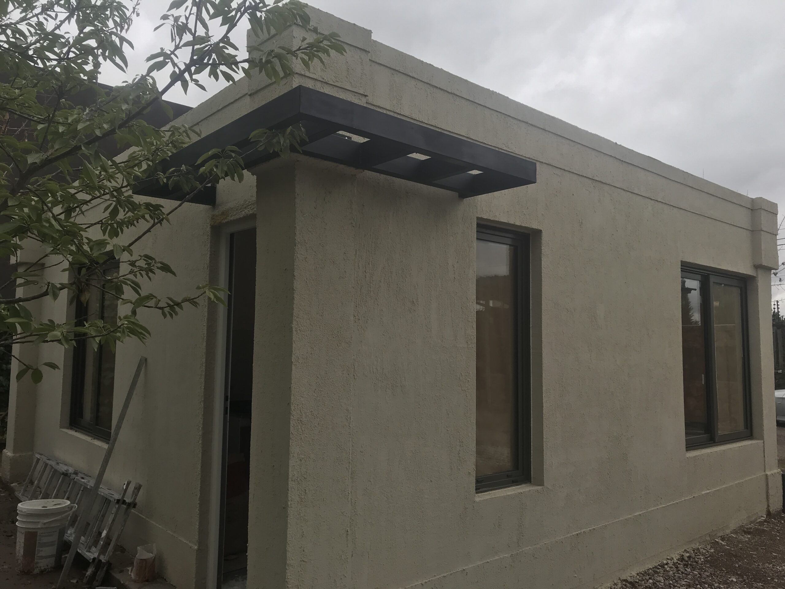 FEE80AFE-8B49-41E1-9774-69CB79B23908